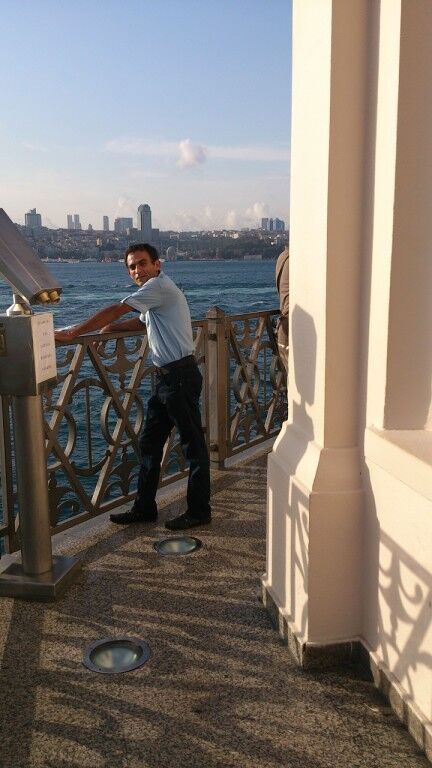  6866250  Samir, 52 ,    