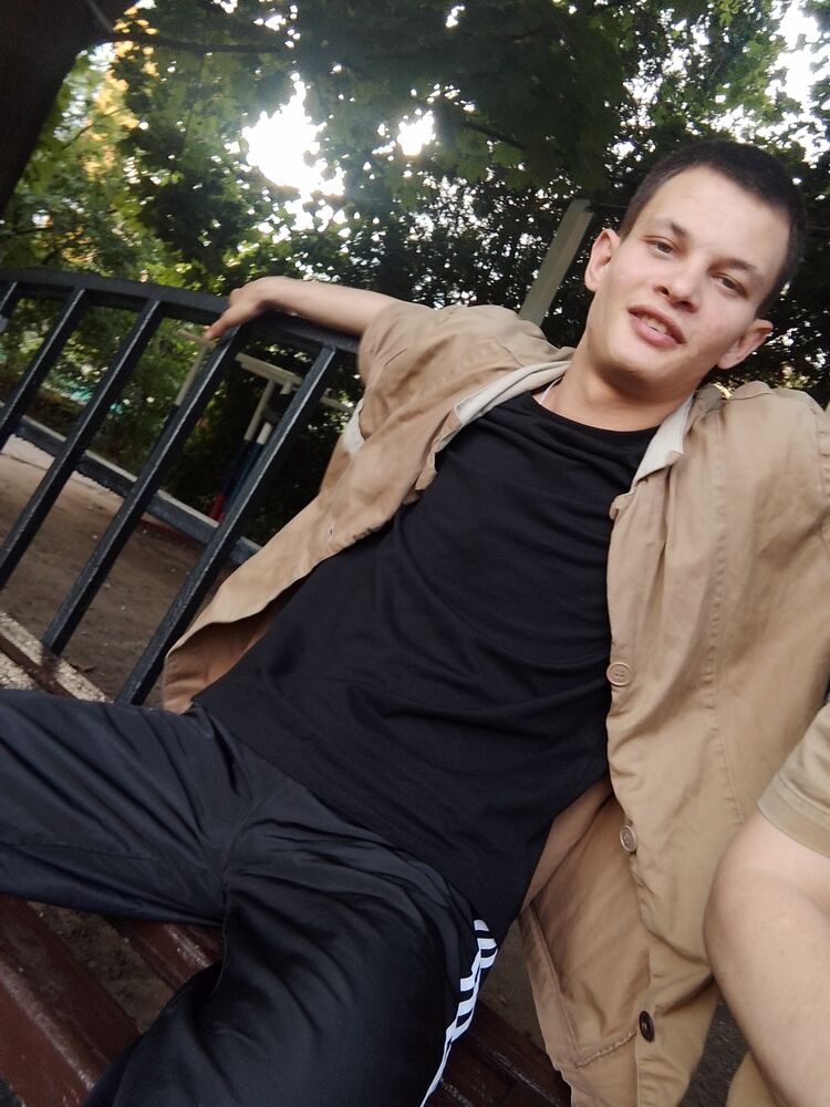  ,   Vladimir, 20 ,   ,   