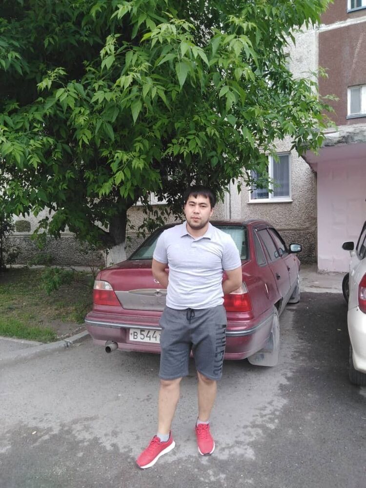  16568160  Rustam, 31 ,    