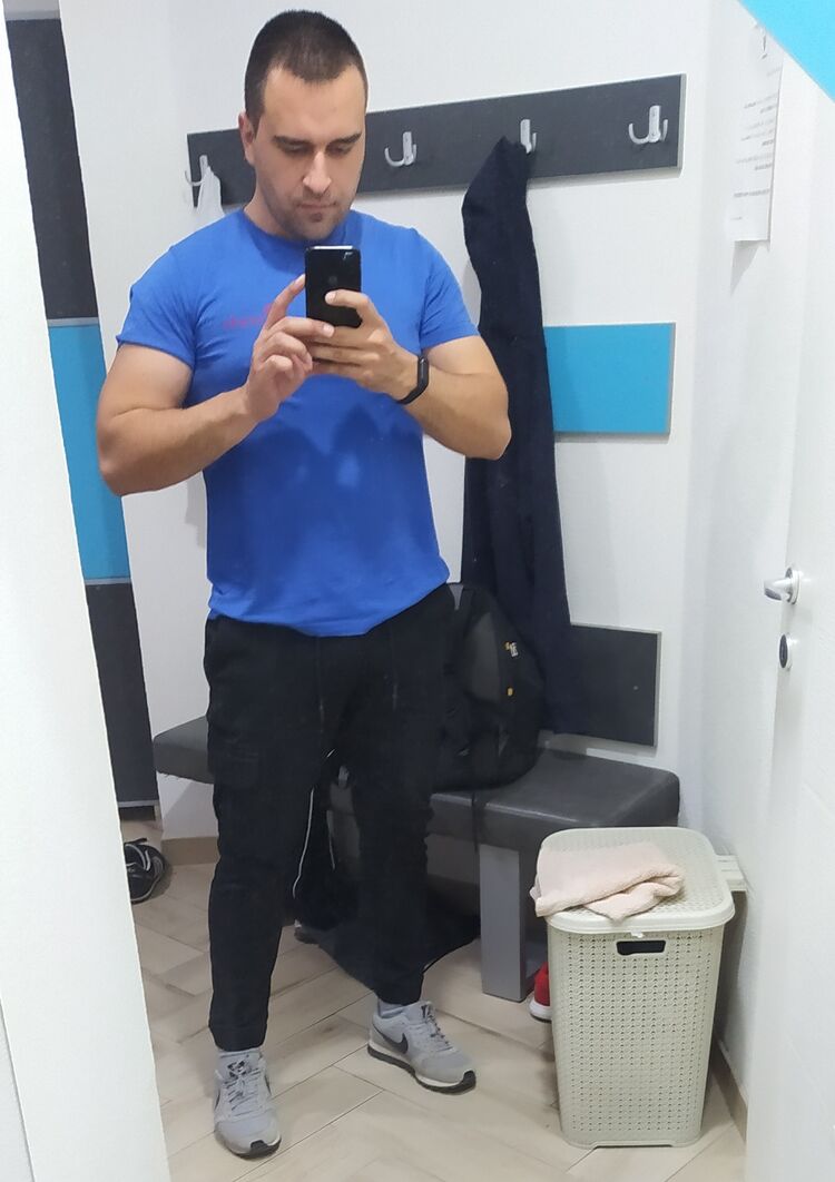  25795930  , 36 ,    