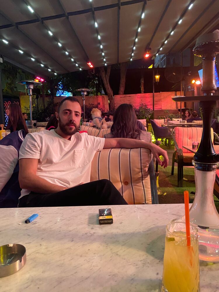  Esenyurt,   Gokhan, 32 ,   ,   