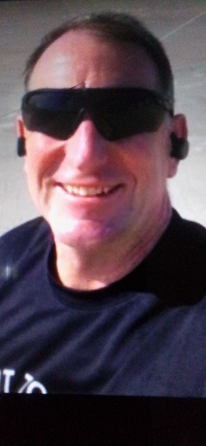 ���� 24363650 ������� Abrams Bruce, 65 ���, ���� ���������� � �����-����������