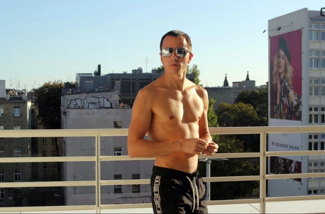  ,   Alex , 45 ,   ,   , c 