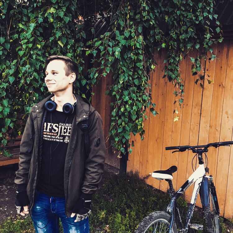 ���� 17281260 ����� ˸��, 24 ����, ���� ���������� � �����������