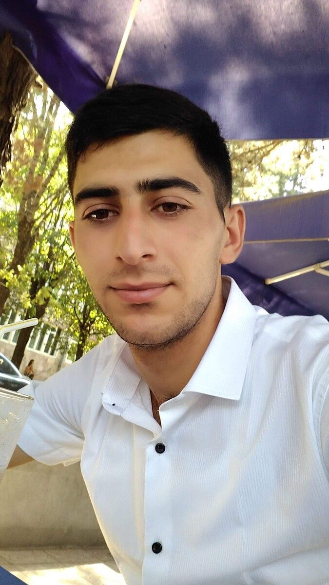  16043420  Mher, 30 ,    