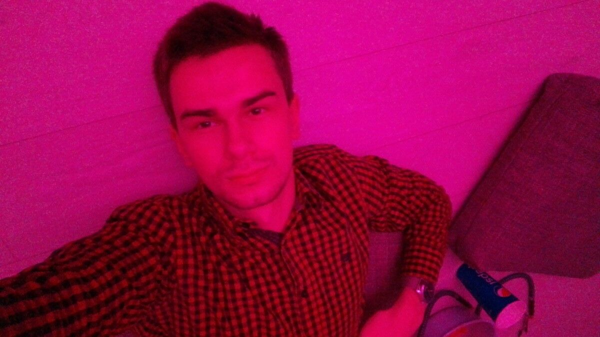  ,   Wadim, 30 ,   ,   , c 