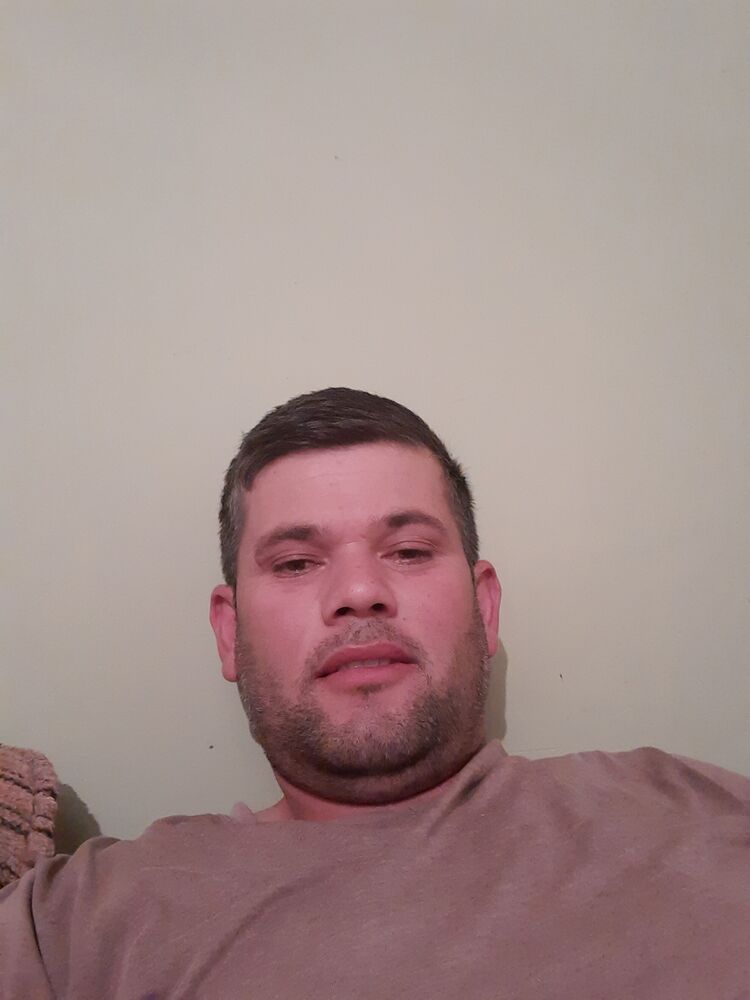  ,   Aleks, 33 ,   ,   