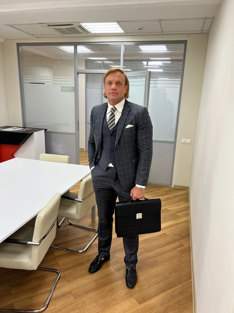 ���� 47002640 ������� �������, 42 ����, ���� ���������� � ������