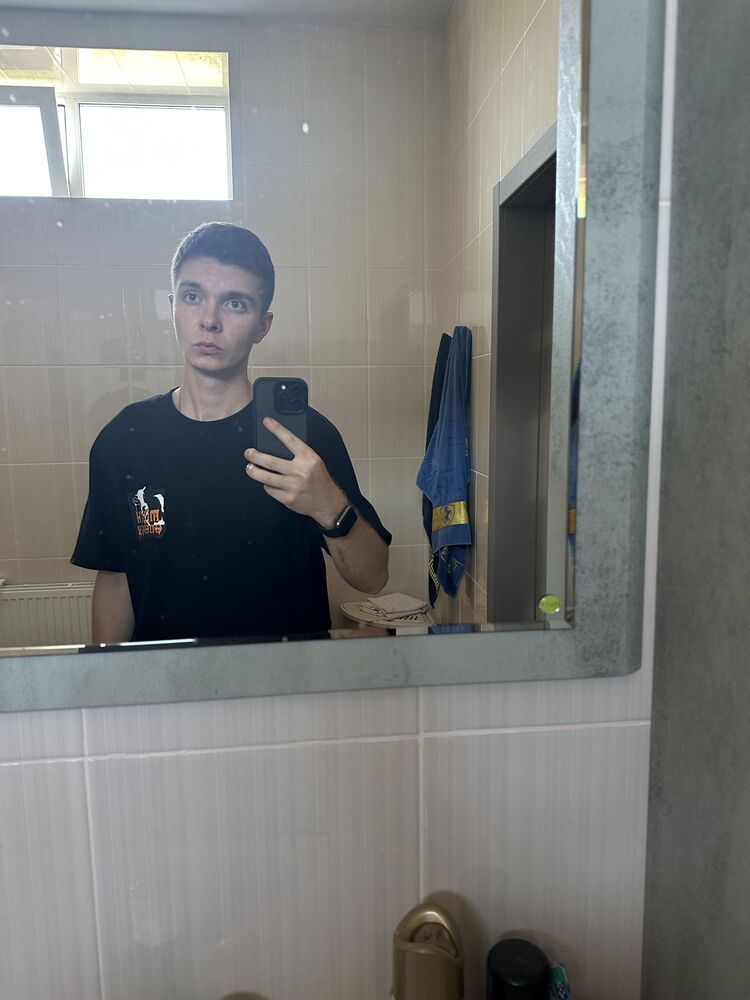  52208840  , 21 ,    