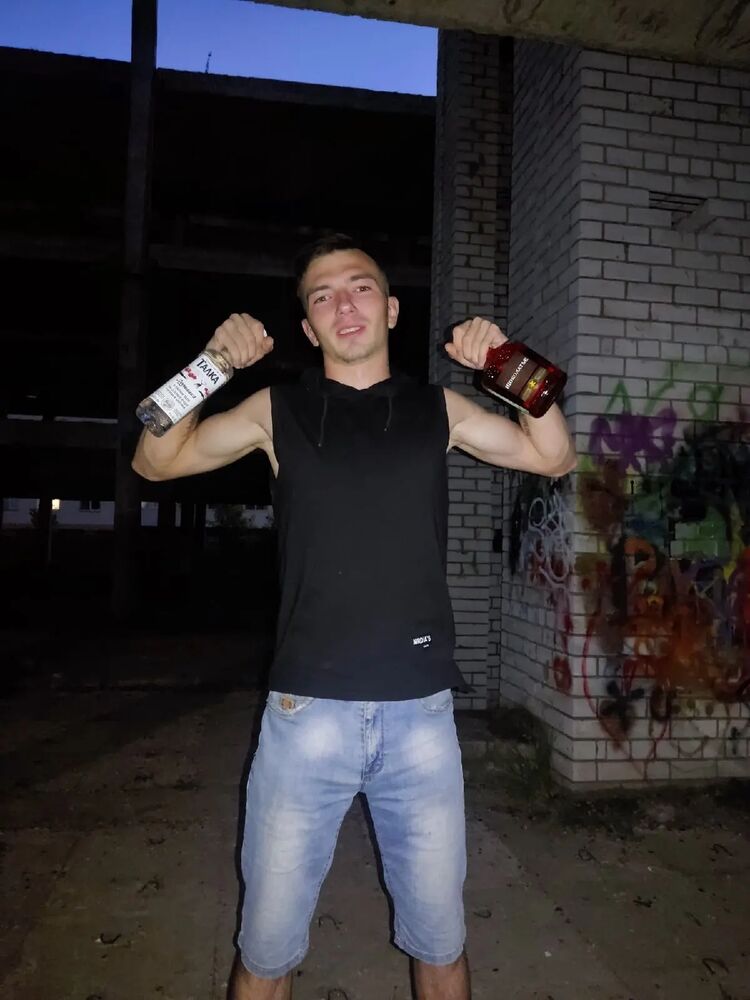  28932810  Andrey, 25 ,    