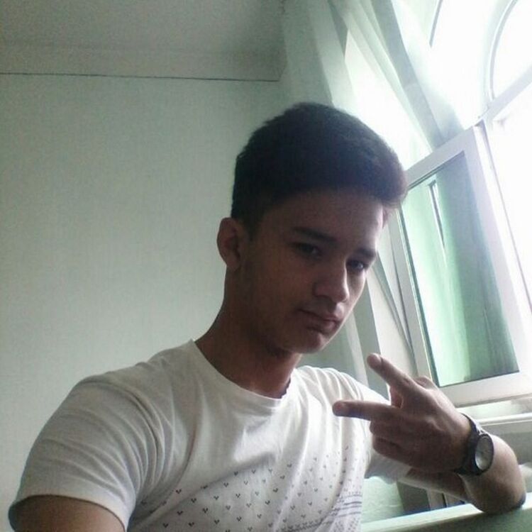  ,   Azizbek, 26 ,   