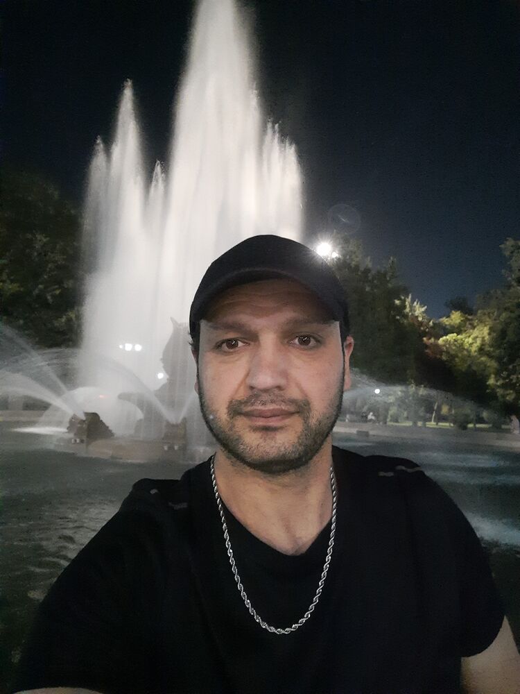  38270830  Ali Murat, 43 ,    