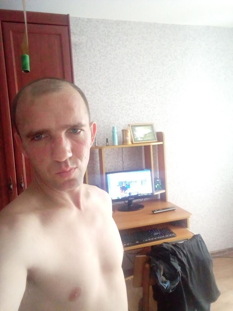  46945610  , 38 ,    