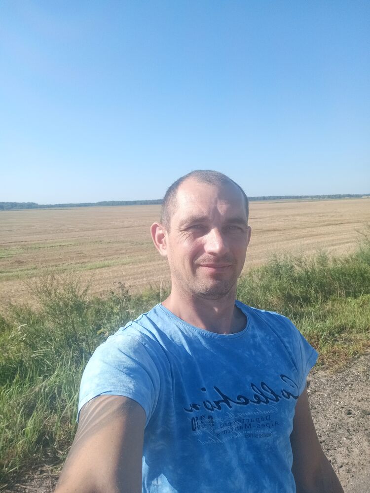  37017860  , 42 ,    