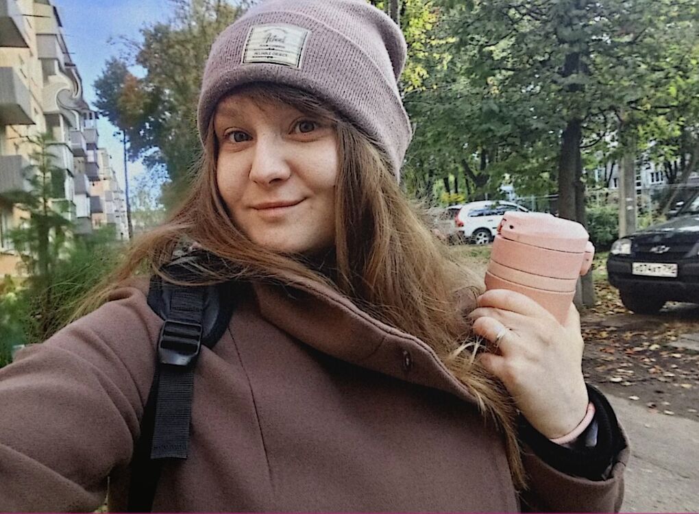  54357690  , 33 ,    -