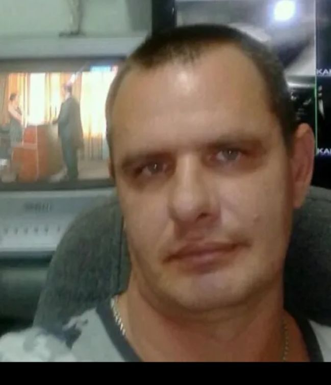  53856480  ANDREi, 48 ,     