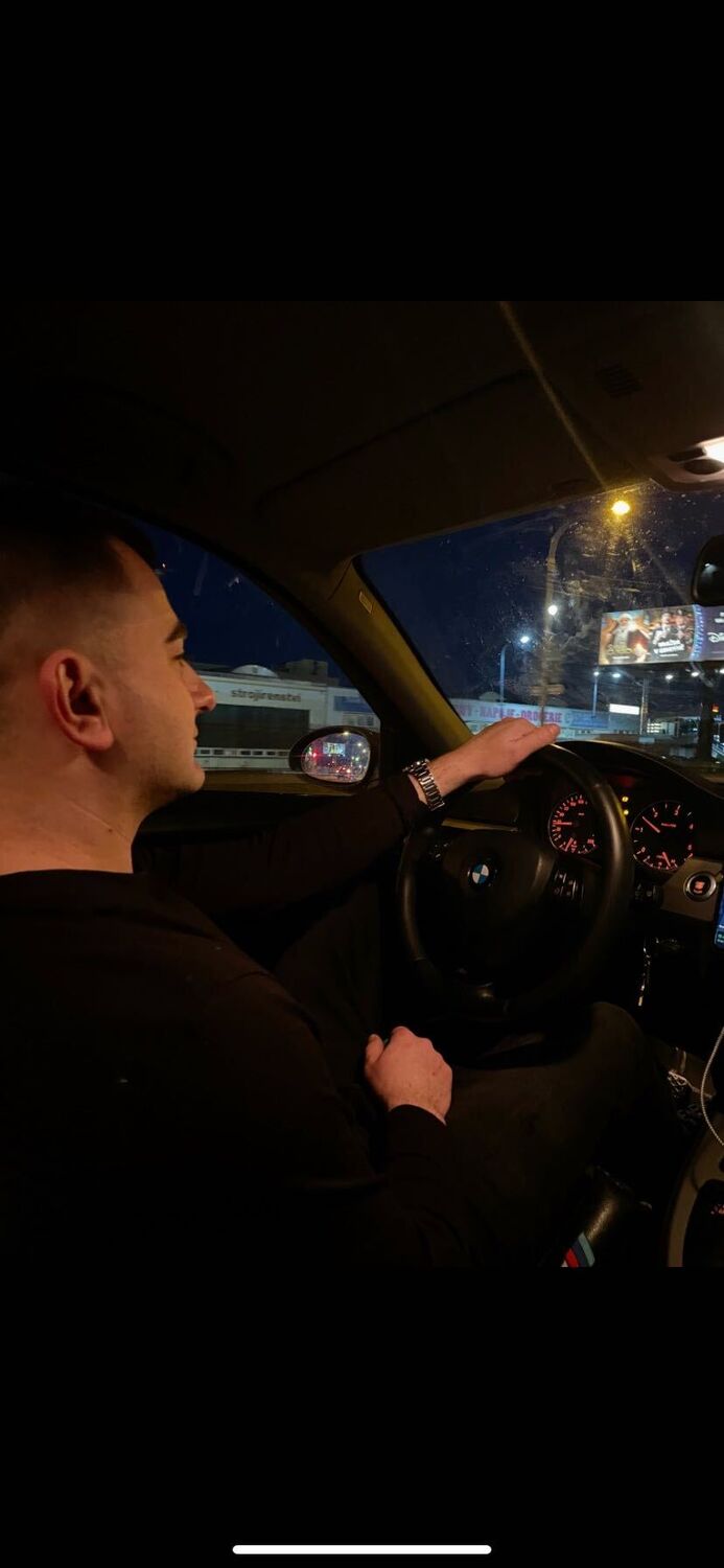  53886300  Radik, 30 ,    Praha