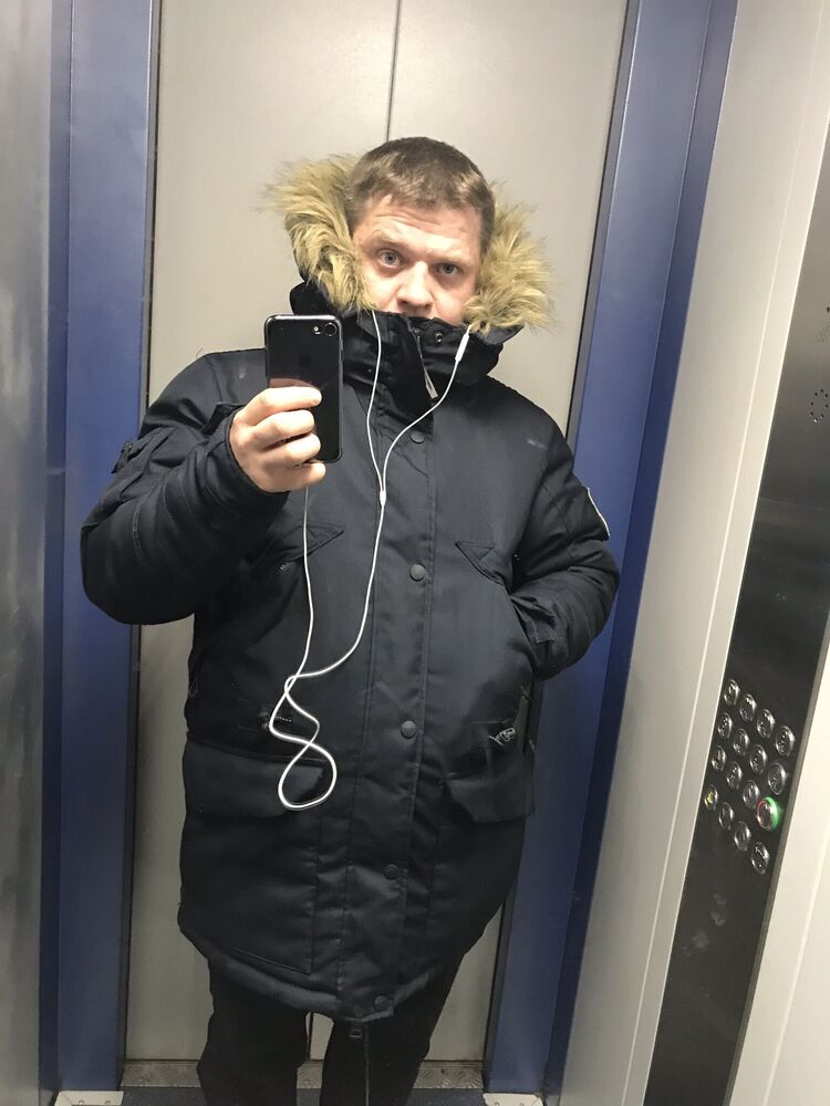  32528370  , 37 ,    