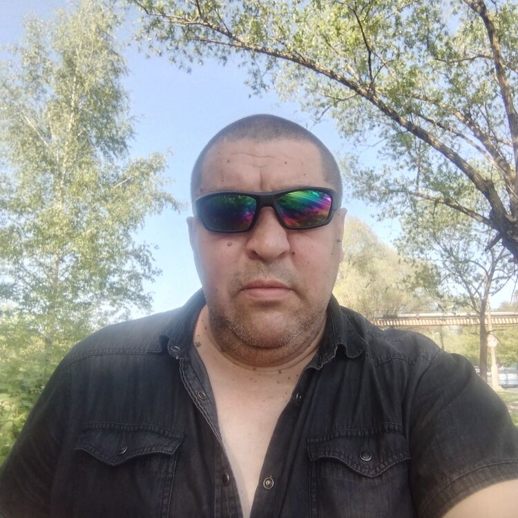  48267610  , 51 ,    