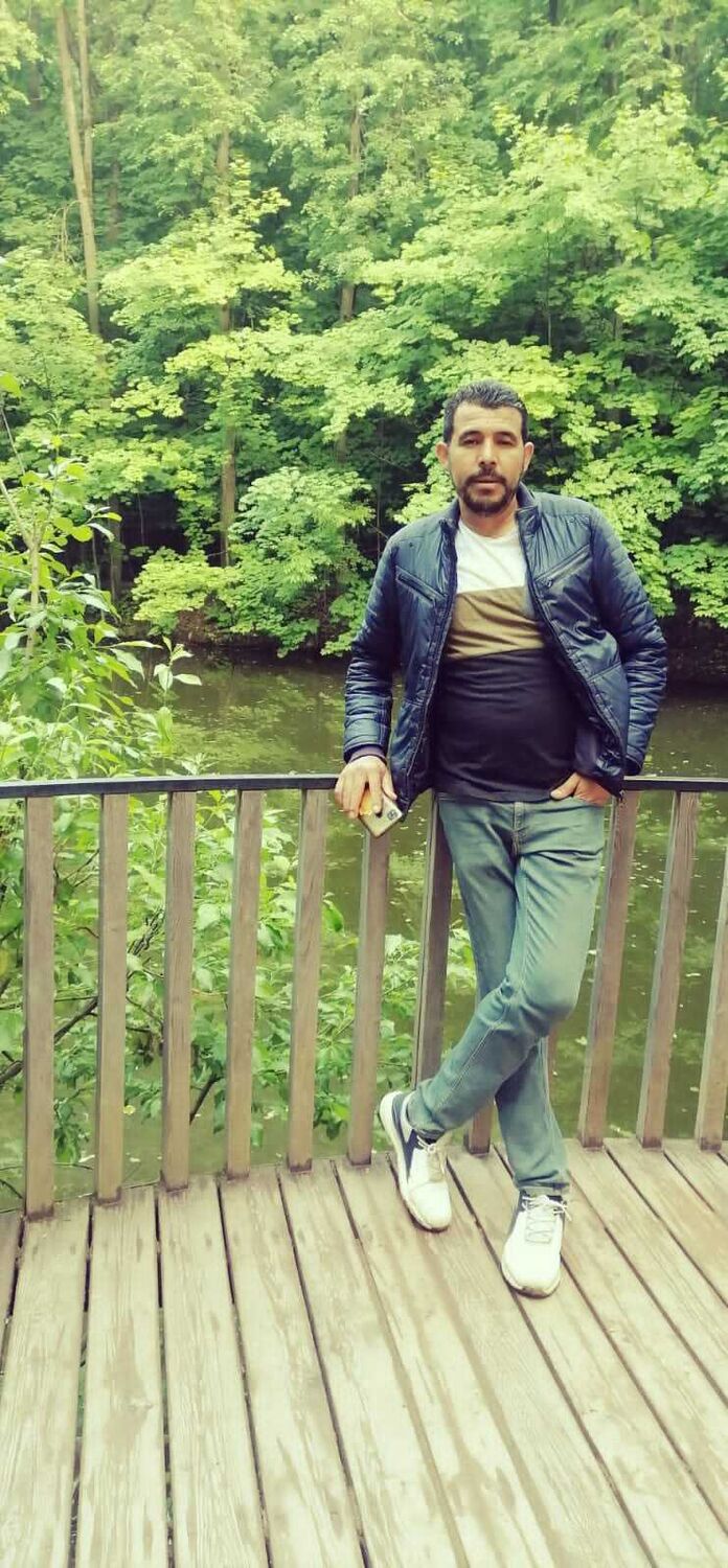  ,   Adem, 43 ,   ,   