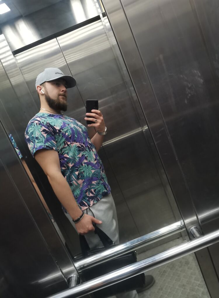  ,   Kirill, 33 ,     , c 