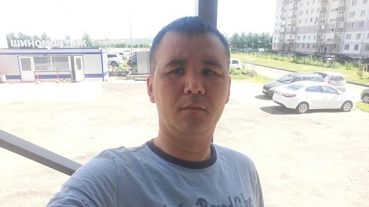  16802950  Zafar, 42 ,    