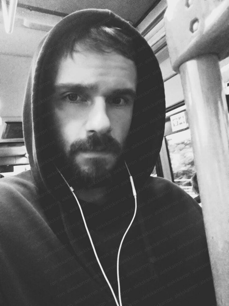  ,   Alekskarron, 29 ,   ,   
