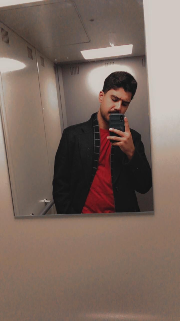  54737890  Romi, 23 ,    