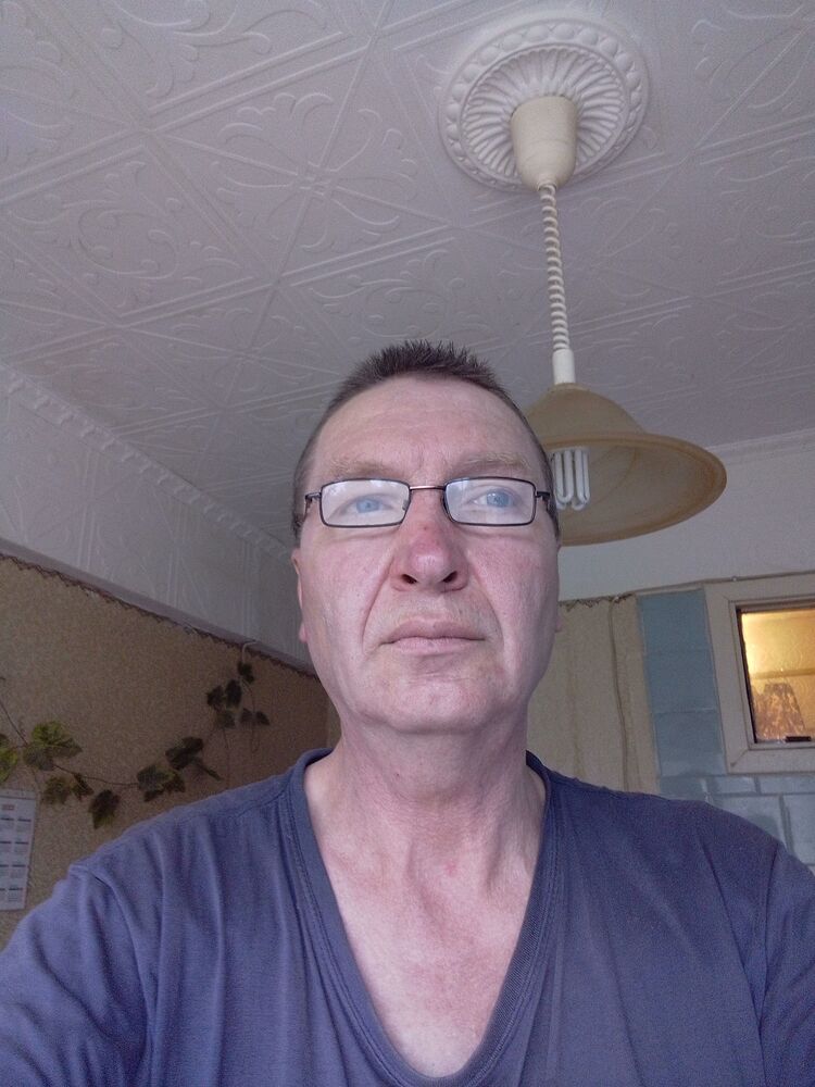  43251210  , 52 ,    