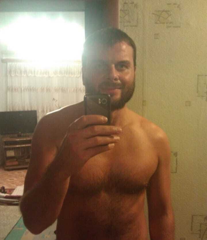  37557270  , 42 ,    