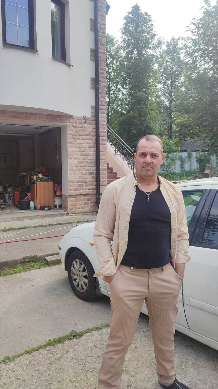  ,   Pavel, 52 ,   ,   , c , 