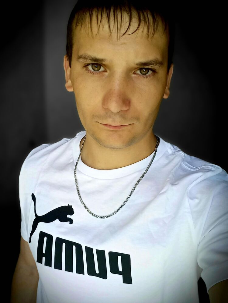  ,   Nikneim, 27 ,   ,   