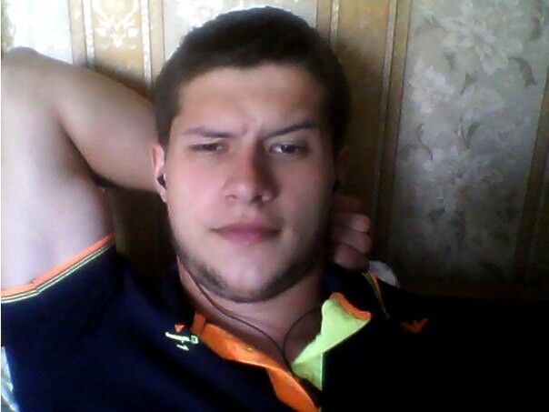  4831640  , 32 ,    