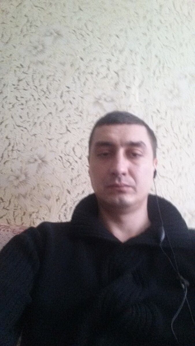  ,   Sergiu, 37 ,     , c 