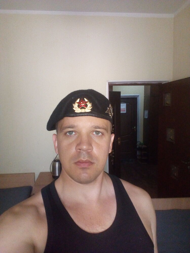  42137410  , 38 ,    