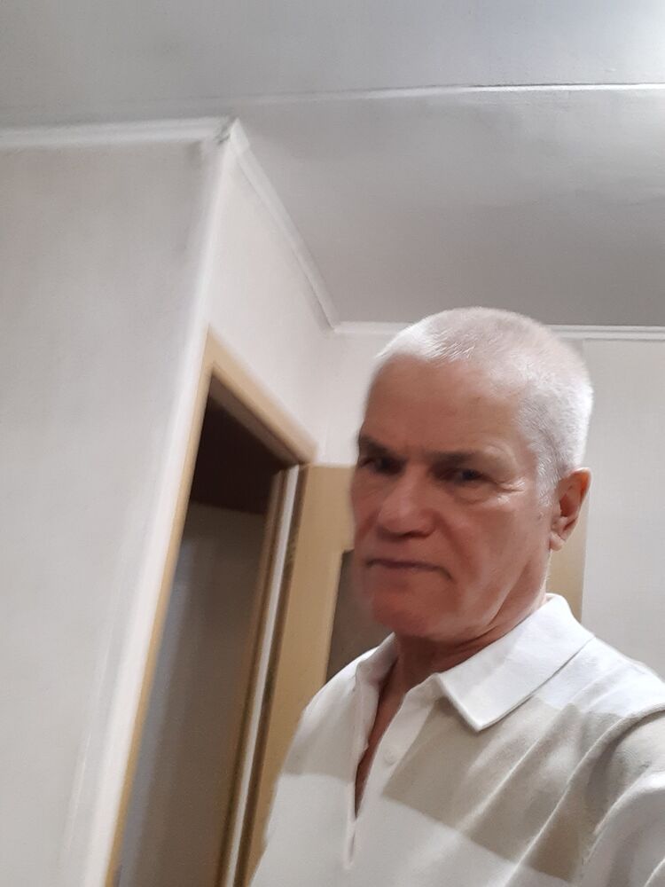  42458700  , 68 ,    