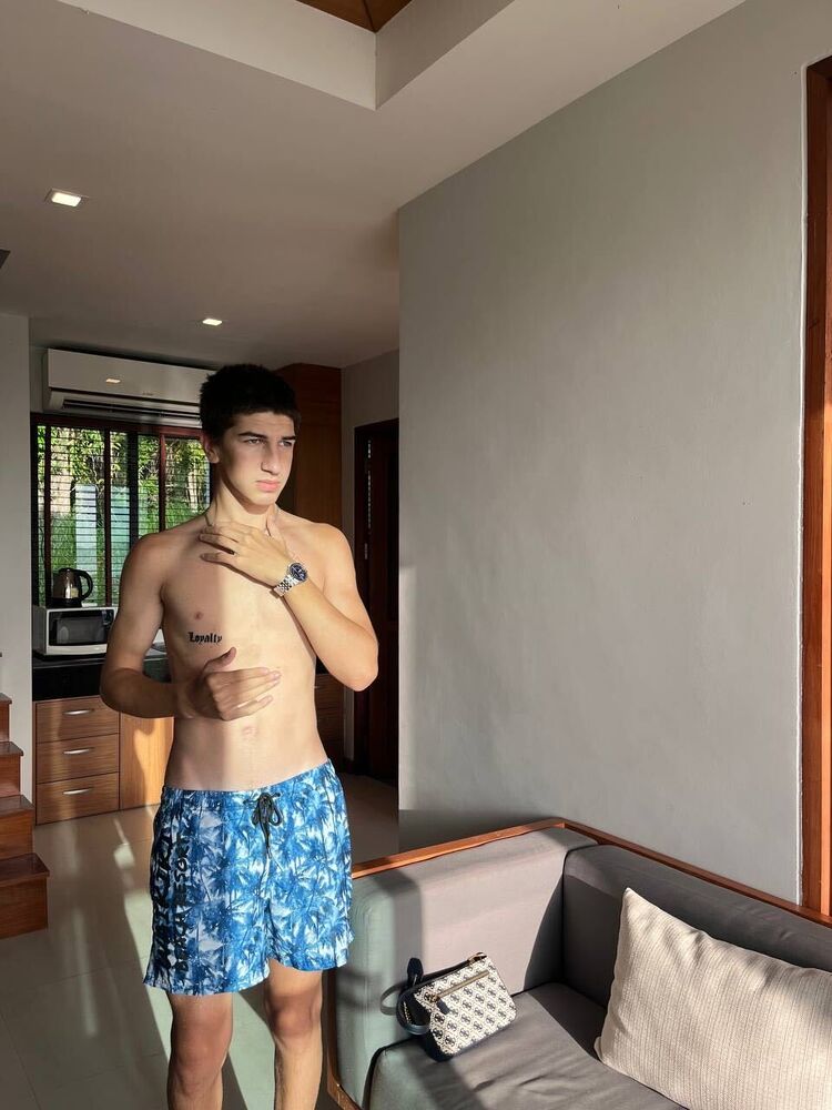  ,   , 21 ,   ,   