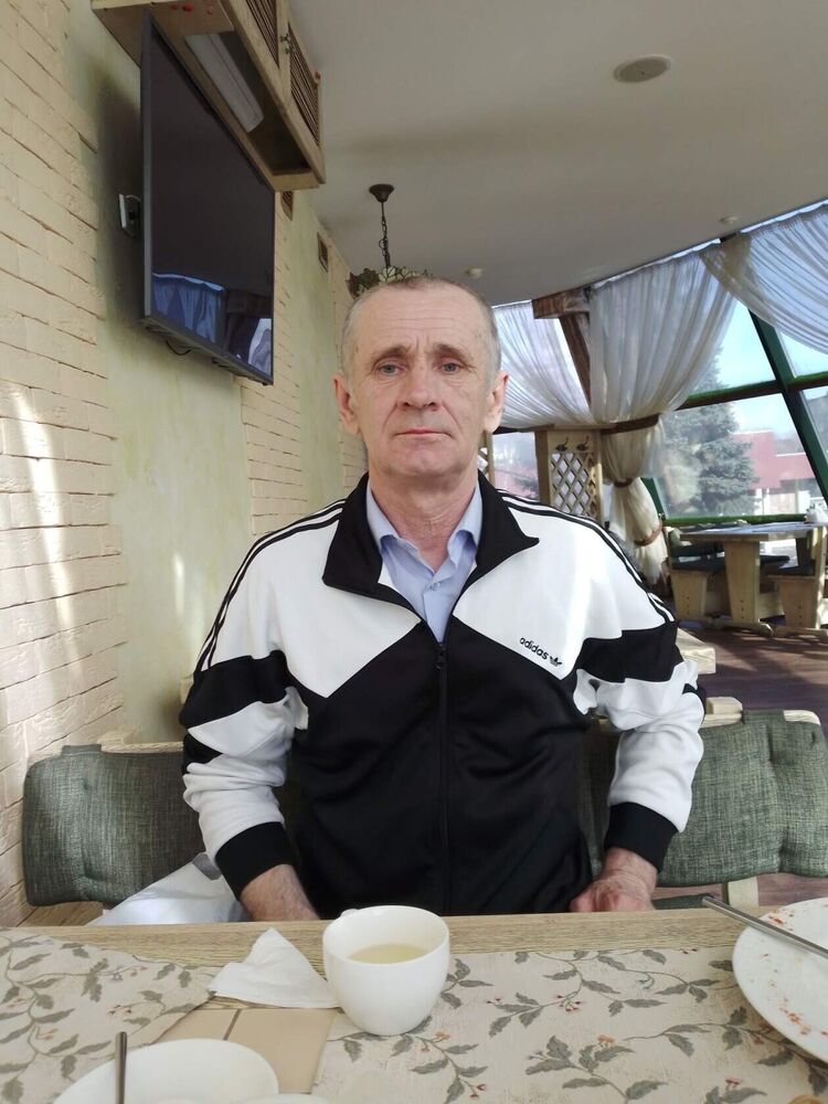  23790410  Alekcandar, 61 ,    