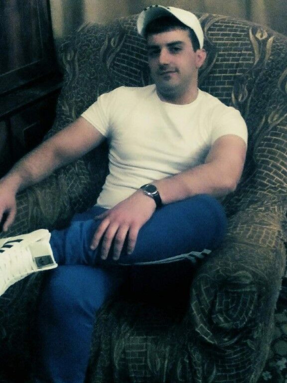  ,   ARMAN, 33 ,   ,   , c 