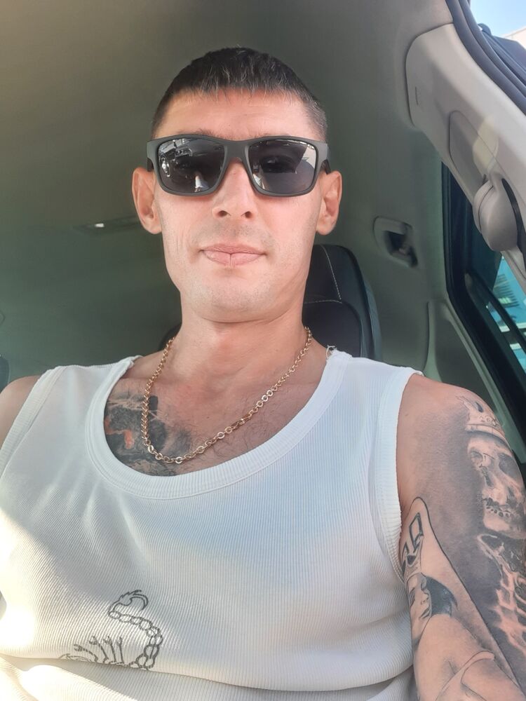  37508680  Alexey, 46 ,    