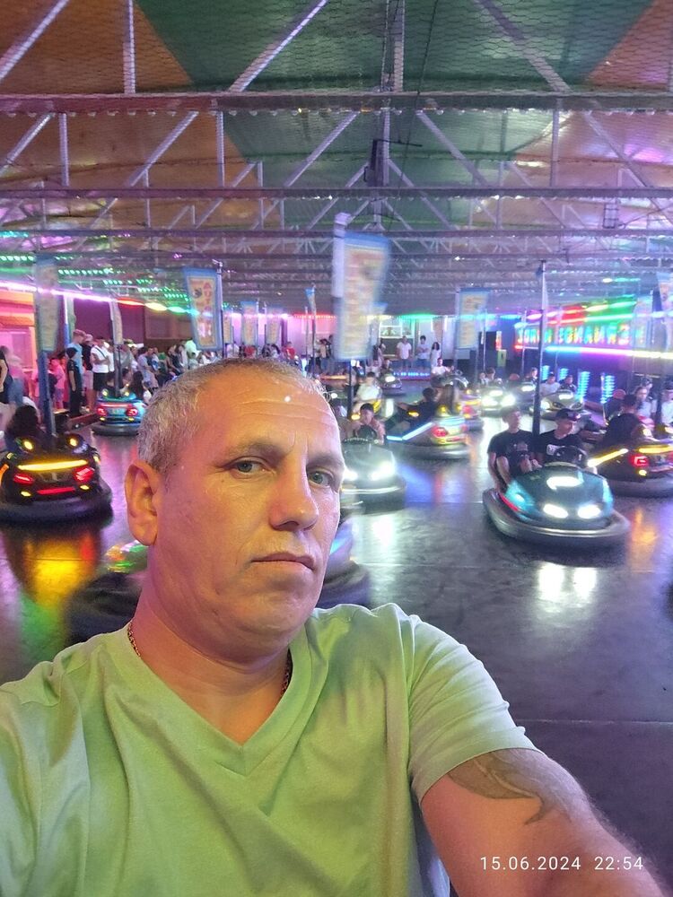 Marbella,   , 44 ,   ,   