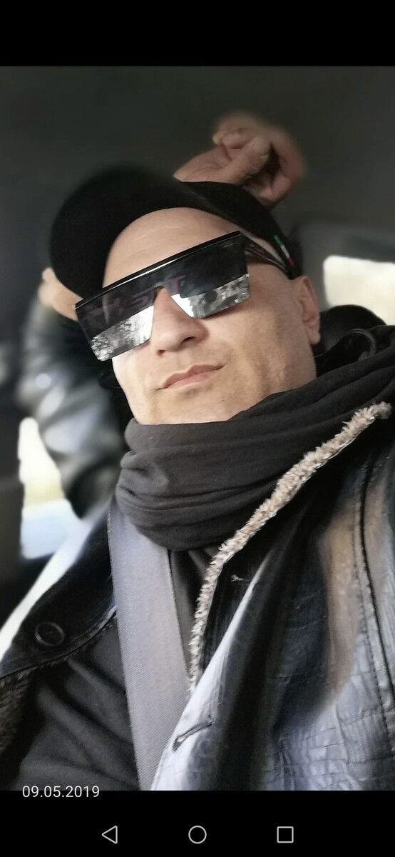  16688320  Irakli, 45 ,    