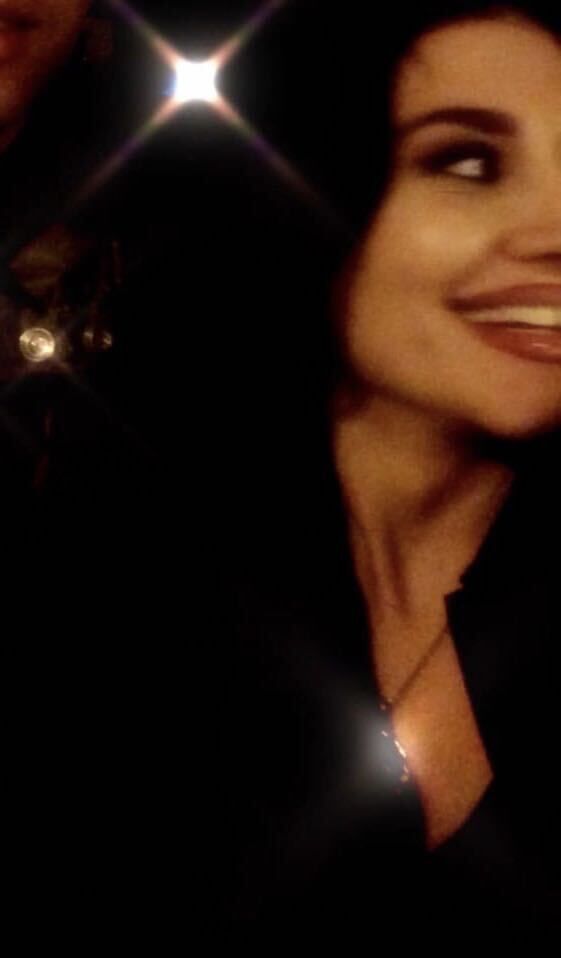  ,   Luna, 44 ,     , c 
