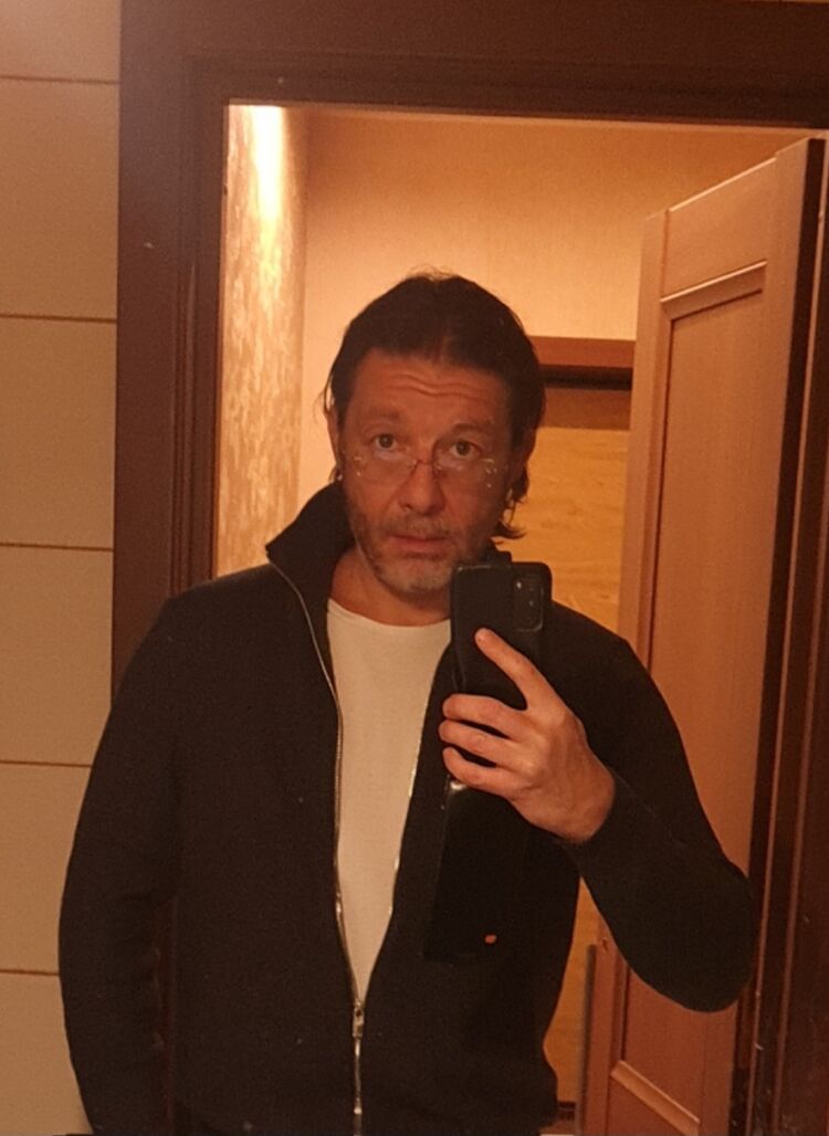  54766710  Fedot, 48 ,    