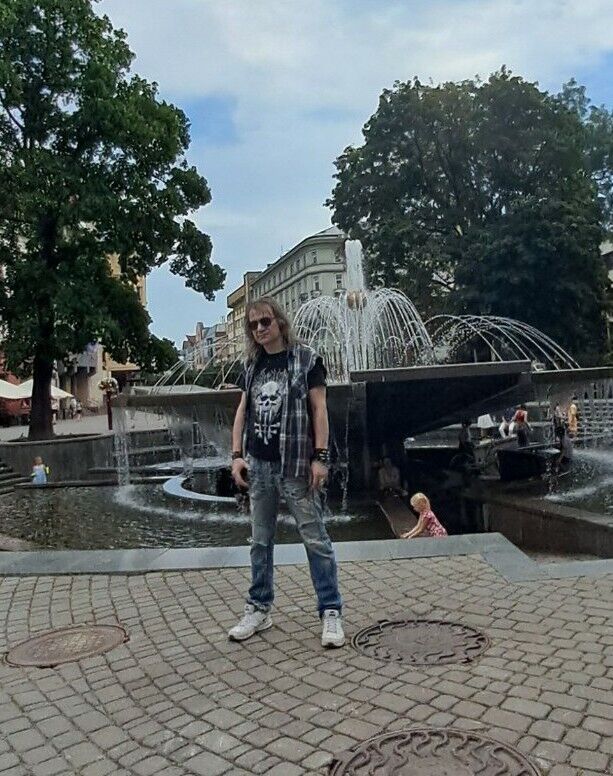  -,   , 42 ,   