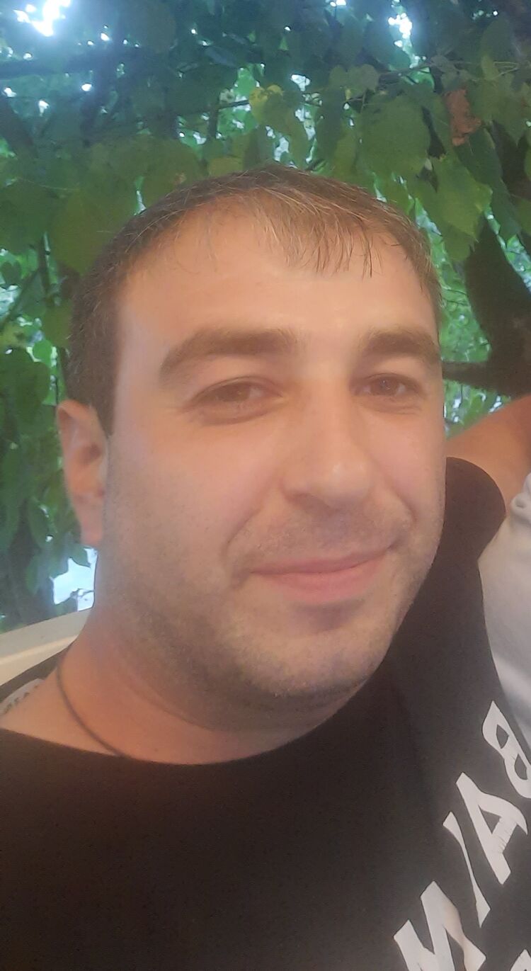  28420740  , 39 ,    