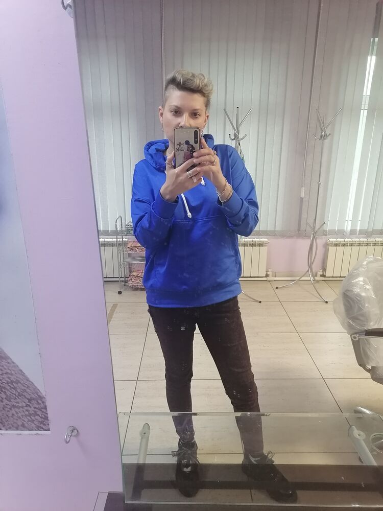  33049740  , 38 ,    