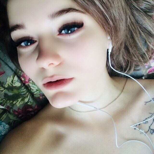  24933640  , 22 ,    