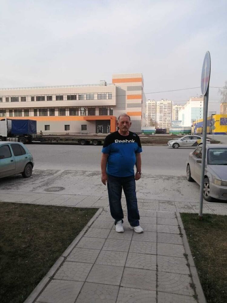  26696330  , 70 ,    