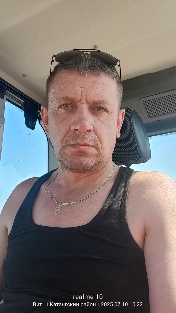  52703800  , 42 ,    